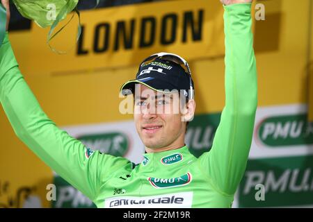 Peter Sagan, de Slovaquie, de Cannondale célèbre son maillot vert sur le podium lors du Tour de France, UCI World Tour 2014, Stage 3, Cambridge - Londres (GBR) (155 km), le 7 juillet 2014 - photo Manuel Blondau / AOP Press / DPPI Banque D'Images