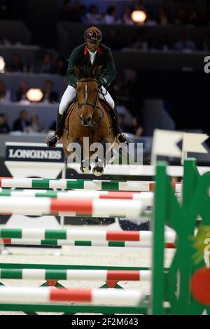 Abdelkebir OUADDAR à bord de rapidement de Kreisker (MAR) lors de la finale de saut de coupe du monde de la FEI de Longines, le 19 avril 2014, au salon Eurexpo à Lyon, France. Photo Christophe Bricot / DPPI Banque D'Images