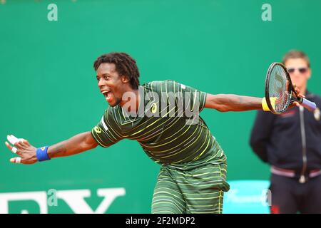 Gael Monfils de France célèbre la défaite de Grigor Dimitrov de Bulgarie lors du ATP Monte-Carlo Rolex Masters 2015, au Monte-Carlo Country Club de Roquebrune-Cap-Martin, France, le 17 avril 2015. Photo Manuel Blondau / AOP PRESSE / DPPI Banque D'Images