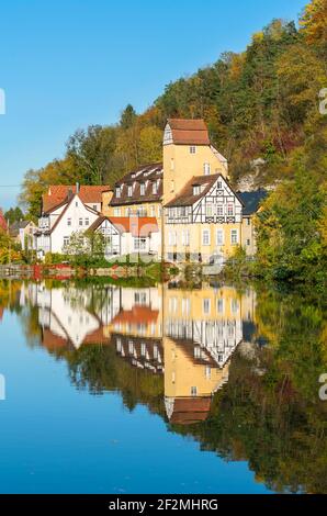 Allemagne, Bade-Wurtemberg, Rottenburg am Neckar, 'Beim Preußischen', l'ancienne usine d'amiante, à côté du restaurant 'Zum Preußischen', qui a été converti en un complexe résidentiel moderne. Banque D'Images