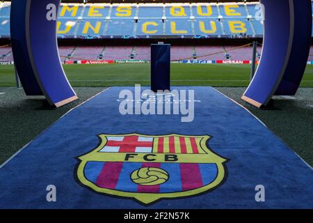 Le logo du FC Barcelona est visible avant le match de football du groupe B de l'UEFA Champions League entre le FC Barcelone et le FC Internazionale le 24 octobre 2018 au stade Camp Nou à Barcelone, Espagne - photo Manuel Blondau / AOP Press / DPPI Banque D'Images