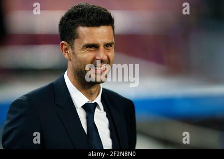 Thiago Motta, le milieu de terrain italien de Paris Saint-Germain, sourit avant le match de football de la Ligue des champions de l'UEFA entre le FC Barcelone et Paris Saint-Germain le 8 mars 2017 au stade Camp Nou à Barcelone, Espagne - photo Benjamin Cremel / DPPI Banque D'Images