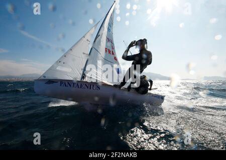 VOILE - 470 FORMATION - MARSEILLE (FRA) - 18/02/2011 - PHOTO : CHRISTOPHE LAUNAY / DPPI - INGRID PETITJEAN ET NADEGE DOUROUX (FRA) Banque D'Images