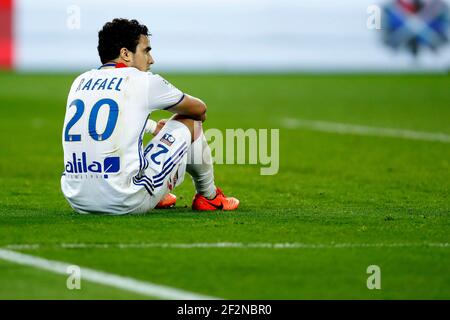 Rafael da Silva, le défenseur brésilien de Lyon, se présente lors du championnat de France Ligue 1, match de football entre Paris Saint-Germain et l'Olympique Lyonnais le 19 mars 2017 au stade du Parc des Princes à Paris, France - photo Benjamin Cremel / DPPI Banque D'Images