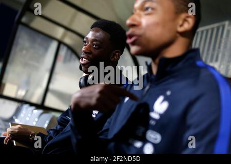 Ousmane Dembele, un avant-projet français, et Kylian Mbappe, un avant-projet français, avant le match de qualification de la coupe du monde de la FIFA 2018, groupe A, entre le Luxembourg et la France, le 25 mars 2017, au stade Josy Barthel à Luxembourg - photo Benjamin Cremel / DPPI Banque D'Images