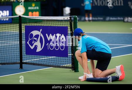 Logo WTA lors de la demi-finale des Championnats de tennis duty Free de Dubaï 2021 Tournoi WTA 1000 le 12 mars 2021 au Stade de tennis duty Free de Dubaï, Émirats arabes Unis - photo Rob Prange / Espagne DPPI / DPPI / LiveMedia Banque D'Images