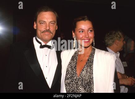 Stacy Keach et Malgosia Tomassi 1988 crédit: Ralph Dominguez/MediaPunch Banque D'Images