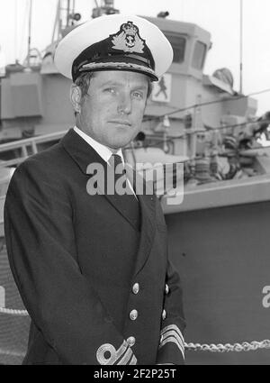 CÉRÉMONIE DE PASSATION DE COMMANDEMENT POUR LE CANAL DE LA FORCE PERMANENTE DE L'OTAN, COMMANDANT R.C. MOORE (NOUVEAU CANAL DE LA FORCE PERMANENTE DU COMMANDANT DE L'OTAN. 1984 Banque D'Images