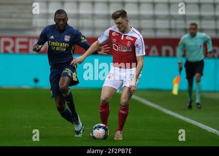 Reims, Marne, France. 12 mars 2021. Le défenseur de Reims THOMAS FOKET en action pendant le championnat français de football Ligue 1 Uber mange le Stade de Reims contre l'Olympique Lyonnais au stade Auguste Delaune - Reims.jeu 1:1 crédit: Pierre Stevenin/ZUMA Wire/Alay Live News Banque D'Images