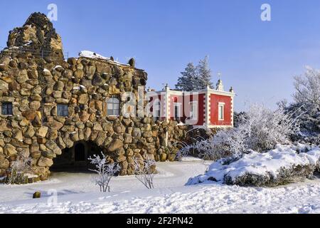 Villa Hamilton sur l'île rocheuse de Stein dans le parc Wörlitzer, Saxe-Anhalt, Allemagne Banque D'Images