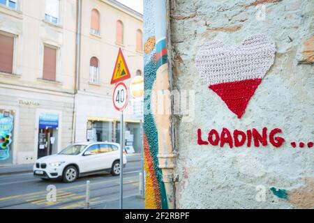 Le coeur de laine qui est chargement est symbolise le vide qui a une fin en vue. C'est le travail du designer Ivona Martinic et il se réfère à Banque D'Images
