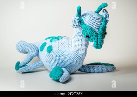 Amigurumi Nessi Sea Monster en laine de Bavière Banque D'Images