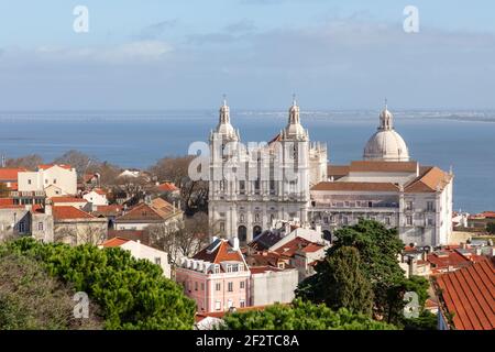 Belle vue sur le monastère de Saint-Vincent à l'extérieur des murs (Igreja de São Vicente de Fora) Lisbonne, Portugal Banque D'Images