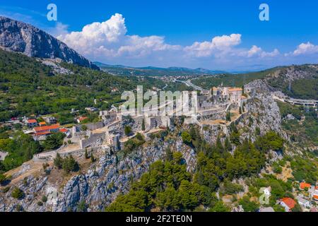 Vue aérienne de la forteresse de Klis près de Split, Croatie Banque D'Images