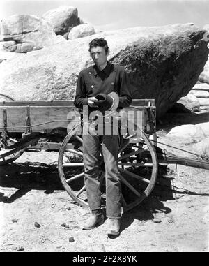 GREGORY PECK dans LE CIEL JAUNE 1948 réalisateur WILLIAM A. WELLMAN Story W.R. Burnett scénario Lamar Trotti musique Alfred Newman vingtième siècle Fox Banque D'Images