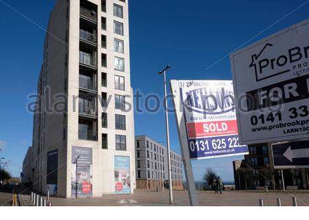 Propriété résidentielle moderne vendue à Saltyre Square, Waterfront Avenue, Granton Edinburgh, Écosse Banque D'Images