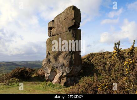 Pilier en pierre à aiguiser, connu sous le nom de Alport Stone à Alport Heights Près de Wirksworth dans le Derbyshire Banque D'Images