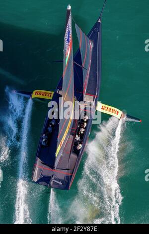 (210314) -- AUCKLAND, le 14 mars 2021 (Xinhua) -- Luna Rossa Prada Pirelli, d'Italie, sort lors de la 36e finale de la coupe de l'Amérique à Auckland, en Nouvelle-Zélande, le 13 mars 2021. (COR36/Studio Borlenghi/document via Xinhua) Banque D'Images