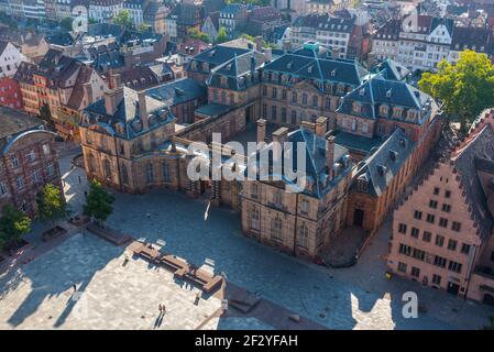 Vue aérienne du Palais Rohan à Strasbourg, France Banque D'Images