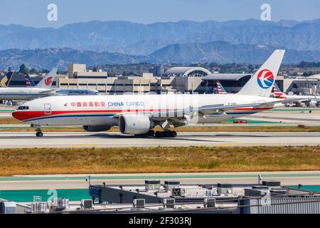 Los Angeles, Californie - 12 avril 2019 : avion Boeing 777F de China Cargo Airlines à l'aéroport de Los Angeles (LAX) aux États-Unis. Banque D'Images