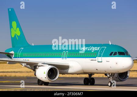 Paris, France - 16 août 2018 : AER Lingus Airbus A320 à l'aéroport Paris Charles de Gaulles (CDG) en France. Airbus est un avion européen Banque D'Images