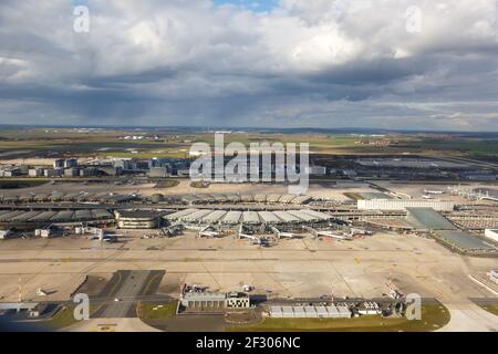 Paris, France - 23 février 2016 : vue aérienne de l'aéroport de Paris Charles de Gaulles (CDG) en France. Banque D'Images