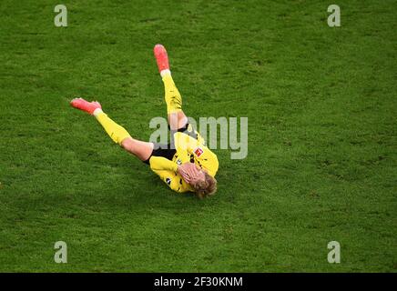 Signal Iduna Arena Dortmund Allemagne 13.3.2021, football: Saison allemande Bundesliga 2020/21 match day 25, Borussia Dortmund (BVB, jaune) vs Hertha BSC Berlin (BSC, blanc) - Julian Brandt (BVB) ÉDITORIAL SEULEMENT! Edith Getourelle/GES/piscine via Kolvenbach Banque D'Images