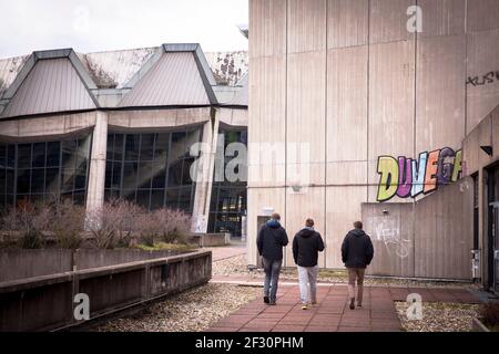 Université de Ruhr Bochum, audimax, presque tous les étudiants sur le campus pendant la pandémie de Corona, Bochum, Rhénanie-du-Nord-Westphalie, Allemagne. Ruhr-Universitae Banque D'Images