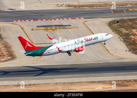 Palma de Majorque, Espagne - 21 juillet 2018 : photo aérienne d'un Boeing B737-800 AlbaStar à l'aéroport de Palma de Majorque en Espagne. Banque D'Images