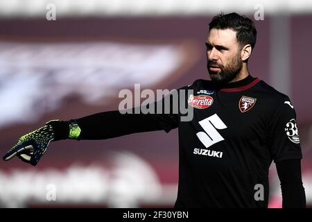 Turin, Italie. 14 mars 2021. TURIN, ITALIE - 14 mars 2021: Salvatore Sirigu de Torino FC gestes pendant la série UN match de football entre Torino FC et FC Internazionale. (Photo de Nicolò Campo/Sipa USA) crédit: SIPA USA/Alay Live News Banque D'Images