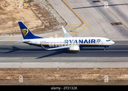 Palma de Majorque, Espagne - 21 juillet 2018 : décollage de l'avion Ryanair Boeing B737-800 à l'aéroport de Palma de Majorque en Espagne. Banque D'Images