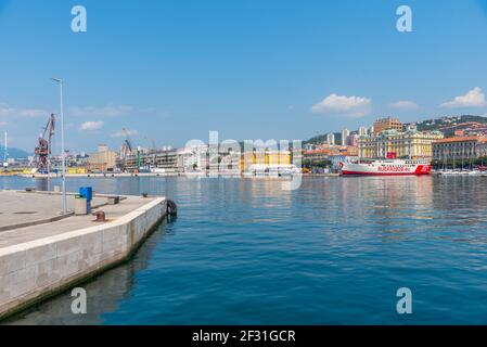 Rijeka, Croatie, 30 juillet 2020 : paysage urbain du port de Rijeka en Croatie Banque D'Images