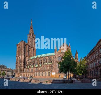 Strasbourg, France, 21 septembre 2020 : Cathédrale de notre Dame de strasbourg en France Banque D'Images