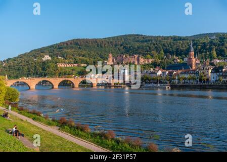 Heidelberg, Allemagne, 17 septembre 2020 : Panorama de Heidelberg derrière le Neckar, Allemagne Banque D'Images