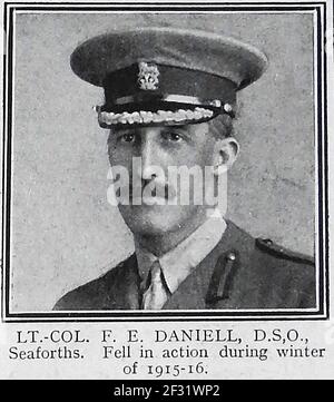 LIEUTENANT-COLONEL F E DANIEL. DSO (Seaforths) - UN portrait imprimé d'une page rôle d'honneur de 1914-1915 de ceux tués en action pendant la première Guerre mondiale. Banque D'Images