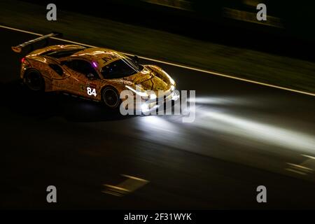 84 SEGAL Jeffrey (usa), BAPTISTA Rodrigo (BRA), LU Wei (CAN), Ferrari 488 GTE JMW Motorsport, action pendant la course 2019 le Mans 24 heures, du 15 au 16 juin au circuit du Mans, France - photo Antonin Vincent / DPPI Banque D'Images