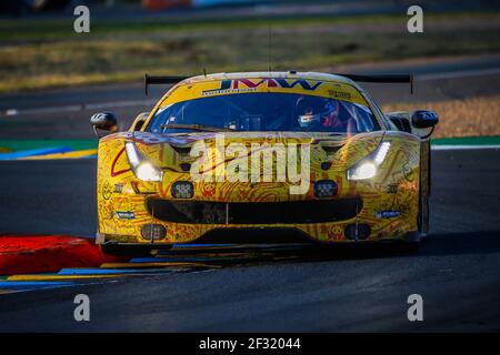 84 SEGAL Jeffrey (usa), BAPTISTA Rodrigo (BRA), LU Wei (CAN), Ferrari 488 GTE JMW Motorsport, action pendant la course 2019 le Mans 24 heures, du 15 au 16 juin au circuit du Mans, France - photo Paulo Maria / DPPI Banque D'Images