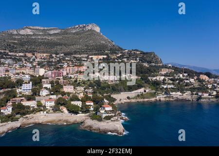 Vue aérienne de la côte du Cap d'ail avec le Cap Rogotoso, au-dessus de la tête du chien, à l'ouest de Monaco, département Alpes-Maritimes, région Banque D'Images