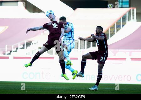 Turin, Italie. 14 mars 2021. Andrea Belotti du Torino FC pendant la série UN match de football entre le Torino FC et le FC Internazionale. Les stades sportifs autour de l'Italie restent soumis à des restrictions strictes en raison de la pandémie du coronavirus, car les lois de distanciation sociale du gouvernement interdisent aux fans à l'intérieur des lieux, ce qui entraîne le jeu derrière des portes fermées. (Photo par Alberto Gandolfo/Pacific Press) crédit: Pacific Press Media production Corp./Alay Live News Banque D'Images