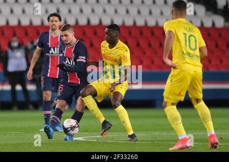 Paris, France. 15 mars 2021. Paris SG Midfield MARCO VERRATTI en action pendant le championnat français de football, Ligue 1 Uber Eats, entre Paris Saint Germain et FC Nantes au Parc des Princes Stadium - Paris France.le FC Nantes a gagné 2:1 crédit: Pierre Stevenin/ZUMA Wire/Alay Live News Banque D'Images