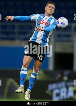 MILAN, ITALIE - MARS 14: Piotr Zielinski de Napoli pendant la série UN match entre AC Milan et Napoli au Stadio Giuseppe Meazza le 14 Mars 2021 in Banque D'Images