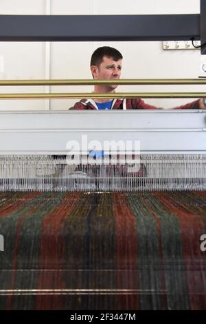 Scott MacRury, Isle of Lewis Weaver, Scott MacRury, Borve, Isle of Lewis, Western Isles, Écosse, Royaume-Uni Banque D'Images