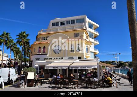 Juan les Pins, France. 3 octobre 2019. Café de la plage Café de bord de mer à Juan les Pins, Sud de la France. Crédit : Vuk Valcic / Alamy Banque D'Images