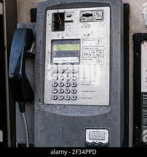 Londres, Royaume-Uni, mars 15 2021, Old Traditional public Telephone Box Banque D'Images