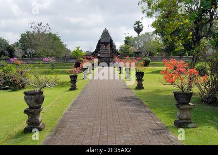 Mengwi, complexe de temples Pura Taman Ayun, est l'un des six temples nationaux de Bali, en Indonésie Banque D'Images