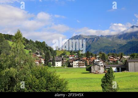 Klosters Dorf est une station alpine célèbre dans les alpes suisses, Grisons, Suisse 2020 Banque D'Images