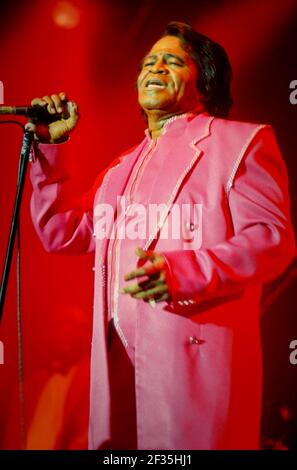 James Brown, V98, Hylands Park, Chelmsford, Essex, Grande-Bretagne - août 1998. Banque D'Images