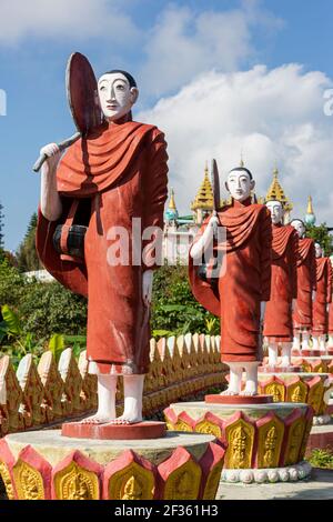 Monastère de Taung pu lu à Mindat en Birmanie Banque D'Images