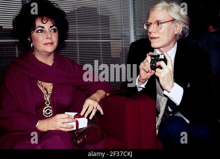 Andy Warhol Liz Taylor 1978 photo par Adam Scull-PHOTOlink.net / MediaPunch Banque D'Images