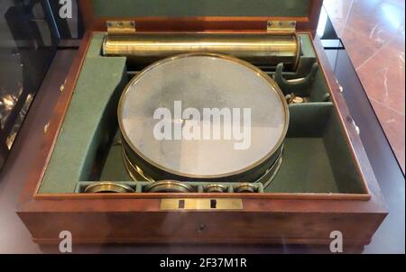 Miroir primaire du télescope de réflexion Herschel de 10 pieds, William Herschel, Londres, ch. 1783 Banque D'Images